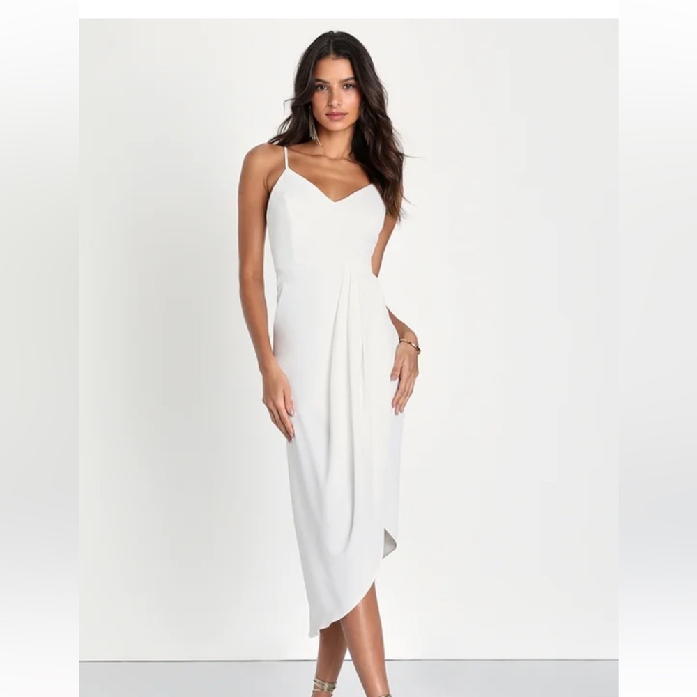 NEVER WORN White XL Lulus dress.- Recently pressed. 100% Polyester.